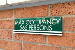 One Lakes Edge Upscale Residential Apartments Max Occupancy Sign